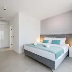 Magic Sky I Villa *