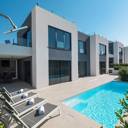 Magic Sky I Villa