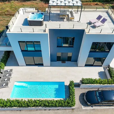 Magic Sky I Villa *