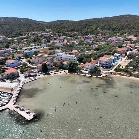 Magic Sky I 别墅 Pašman